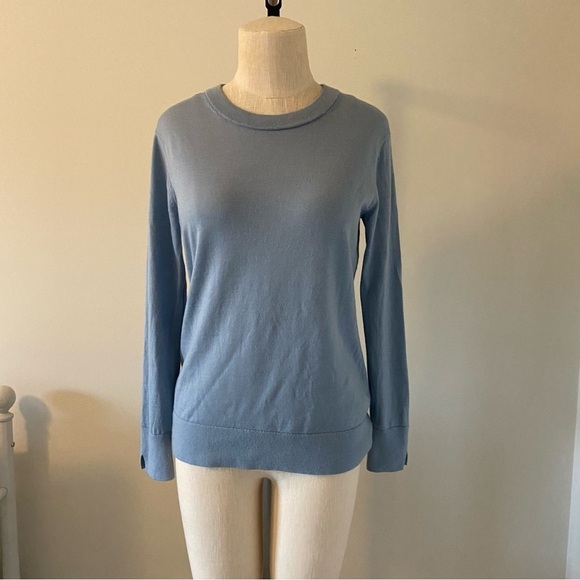 Club Monaco Sweaters - Club Monaco Blue 100% Wool Lightweight Crewneck Sweater